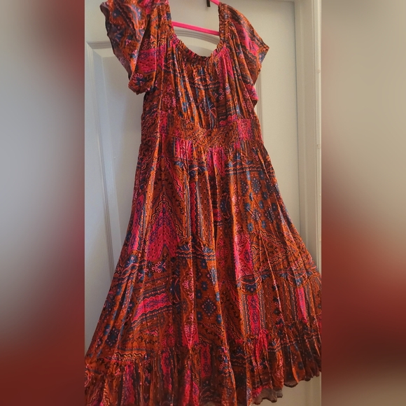 Torrid Red Pink Puff Sleeve Off-Shoulder Midi Dress - Picture 7 of 11